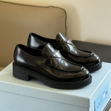 Prada Low Shoes